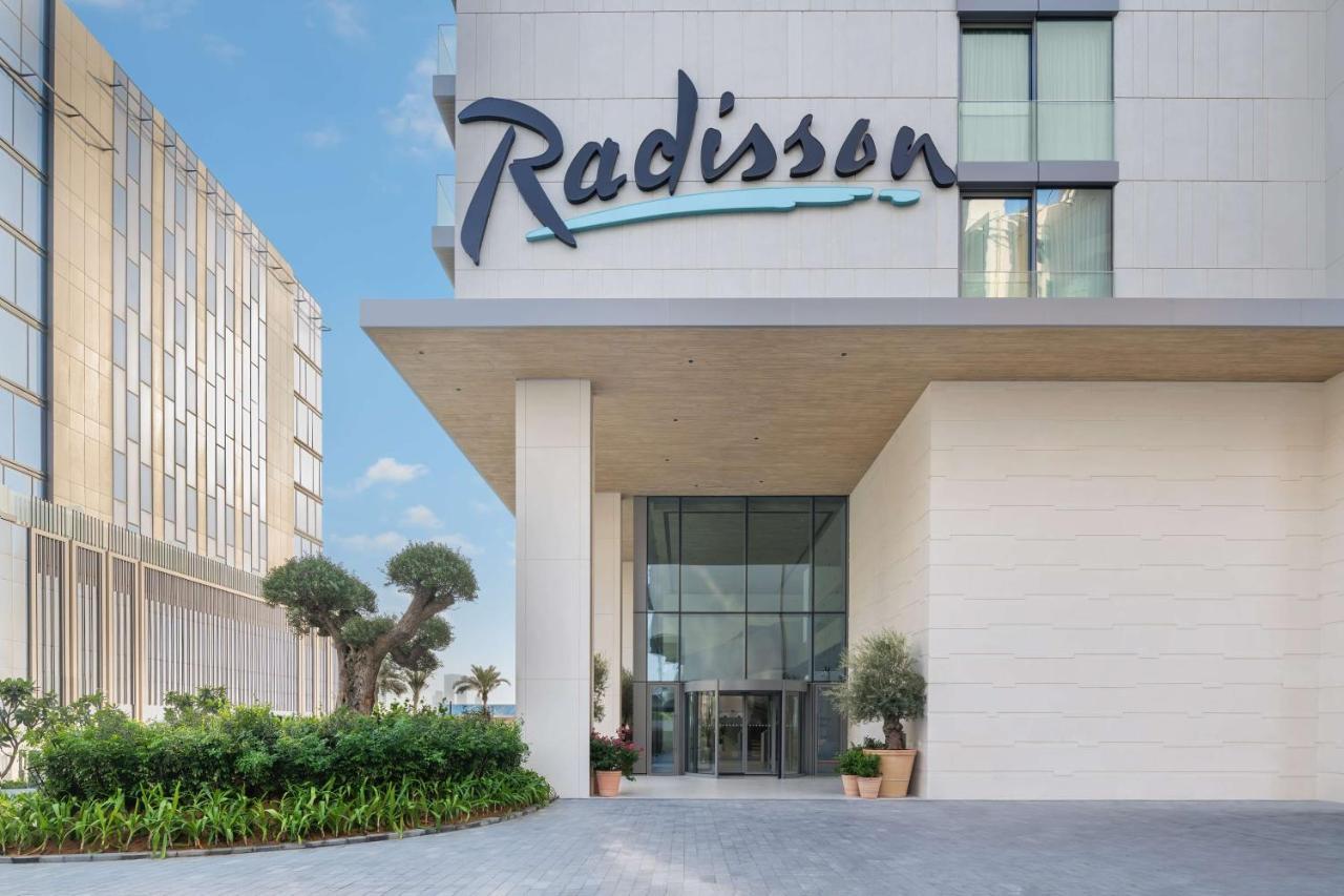 Radisson Beach Resort Palm Jumeirah Dubai Exterior foto