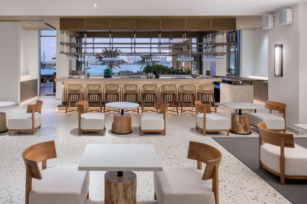 Radisson Beach Resort Palm Jumeirah Dubai Exterior foto